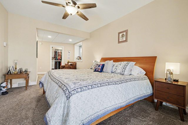 1751 Gee Drive SE, Lowell, MI 49331