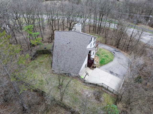 1751 Gee Drive SE, Lowell, MI 49331