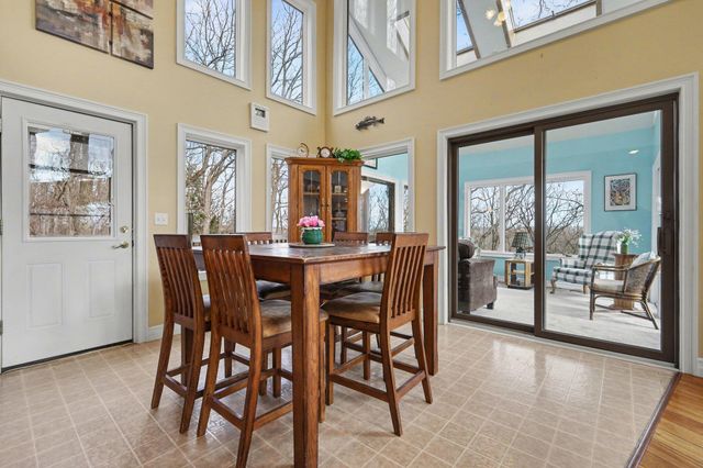 1751 Gee Drive SE, Lowell, MI 49331