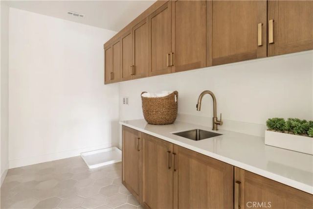 197 E Palm Street, Altadena, CA 91001