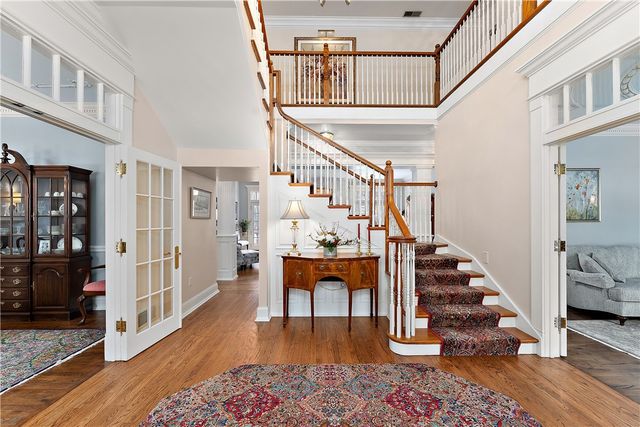 504 Hillside Dr, Sewickley Heights, PA 15143