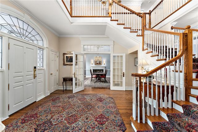 504 Hillside Dr, Sewickley Heights, PA 15143