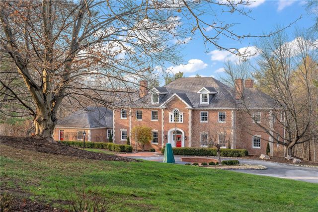 504 Hillside Dr, Sewickley Heights, PA 15143