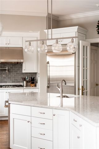 504 Hillside Dr, Sewickley Heights, PA 15143