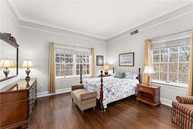 504 Hillside Dr, Sewickley Heights, PA 15143