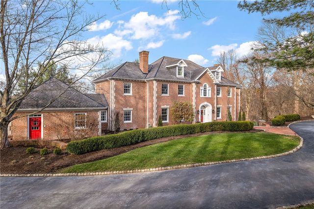 504 Hillside Dr, Sewickley Heights, PA 15143
