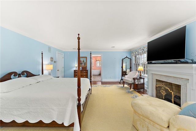 504 Hillside Dr, Sewickley Heights, PA 15143
