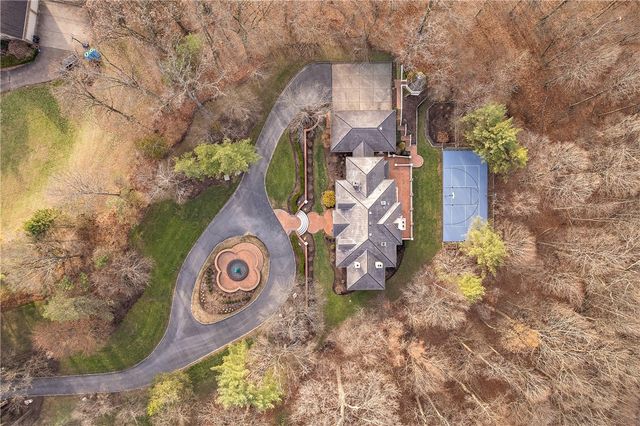 504 Hillside Dr, Sewickley Heights, PA 15143