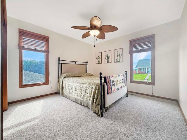802 Crestview Drive, Traer, IA 50675