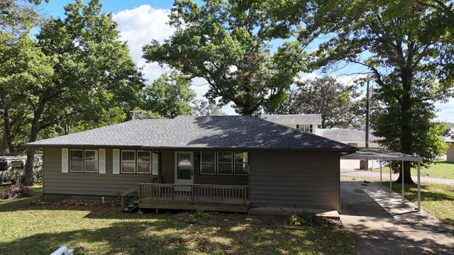23006 Indian Lane, Hermitage, MO 65668