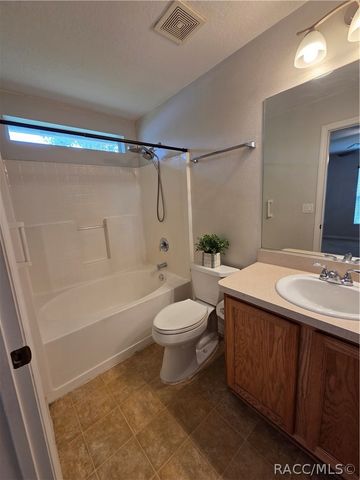 3052 W Iva Drive, Dunnellon, FL 34433