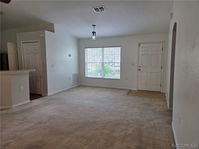 3052 W Iva Drive, Dunnellon, FL 34433