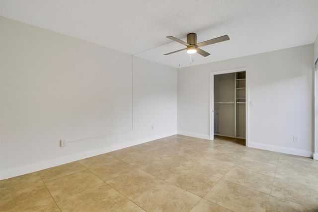825 CENTER Street 5A, Jupiter, FL 33458
