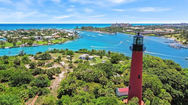 825 CENTER Street 5A, Jupiter, FL 33458