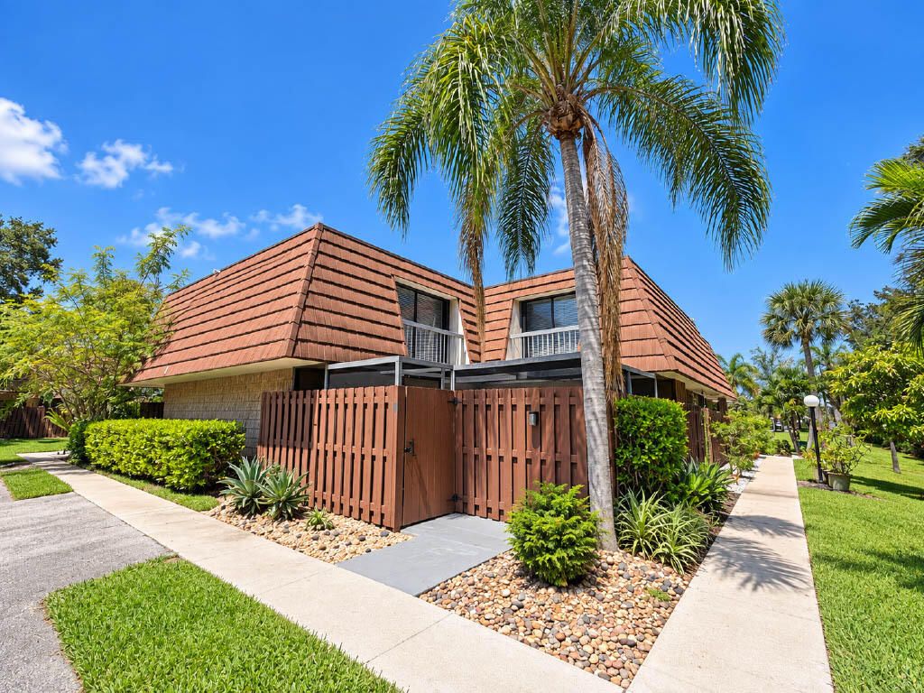 825 CENTER Street 5A, Jupiter, FL 33458