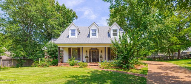 102 Westfield Road, Ridgeland, MS 39157