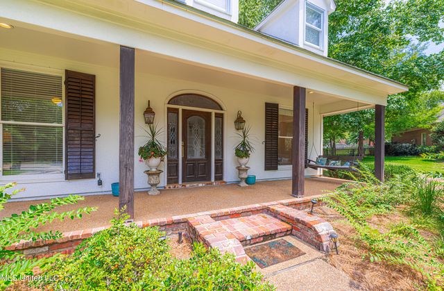 102 Westfield Road, Ridgeland, MS 39157