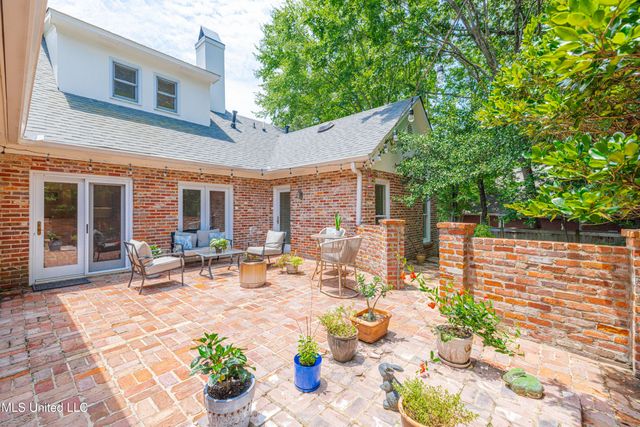 102 Westfield Road, Ridgeland, MS 39157