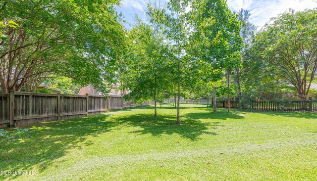 102 Westfield Road, Ridgeland, MS 39157