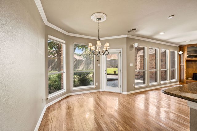 3316 Lexington Avenue, Grapevine, TX 76051