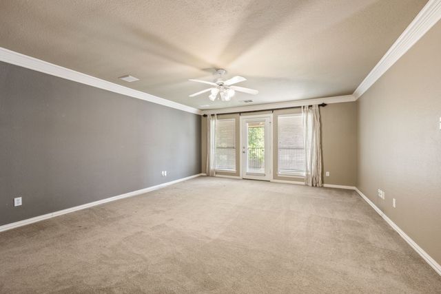 3316 Lexington Avenue, Grapevine, TX 76051