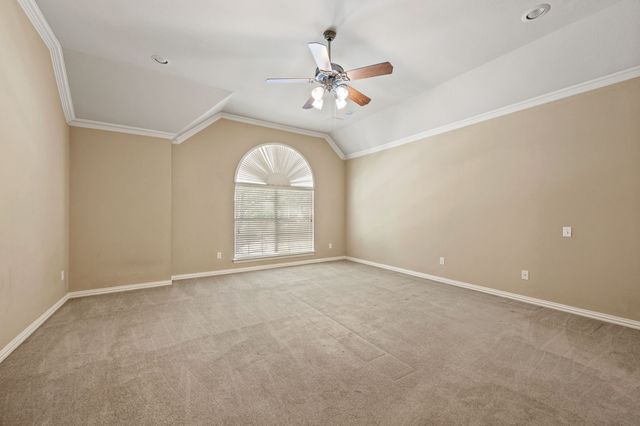 3316 Lexington Avenue, Grapevine, TX 76051