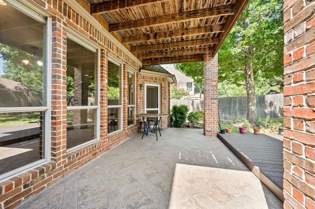 3316 Lexington Avenue, Grapevine, TX 76051