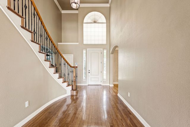3316 Lexington Avenue, Grapevine, TX 76051
