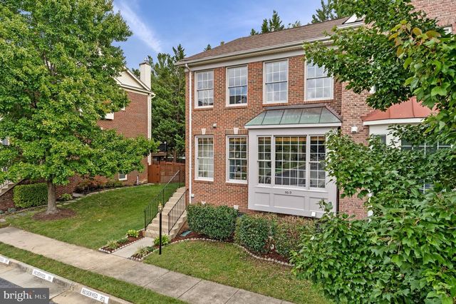 5613 BROOKLAND CT, Alexandria, VA 22310