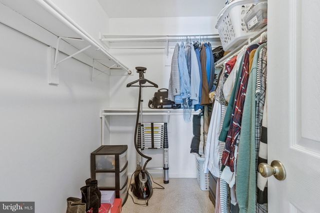 5613 BROOKLAND CT, Alexandria, VA 22310