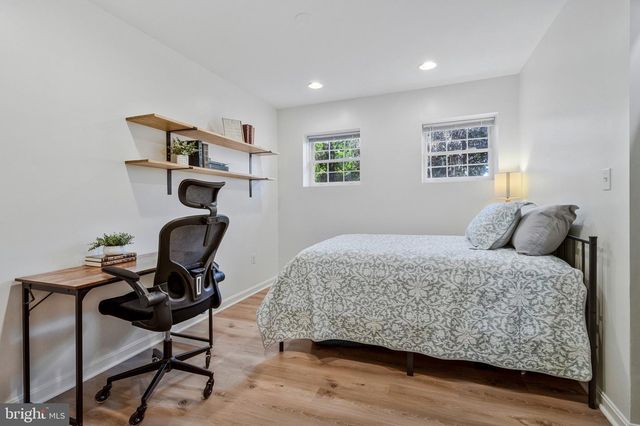 5613 BROOKLAND CT, Alexandria, VA 22310