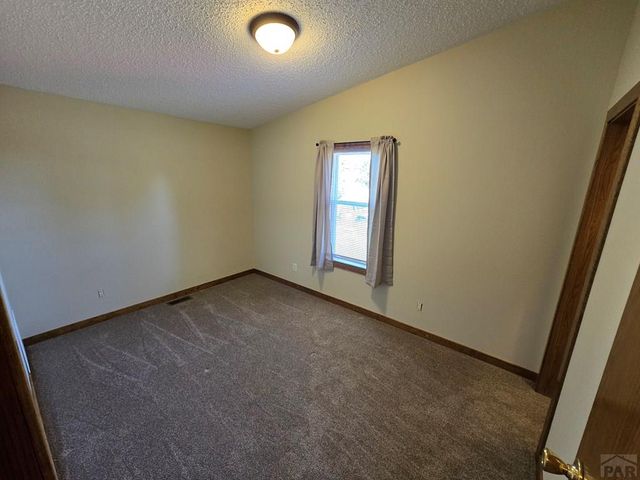 985 Basswood Ln, Canon City, CO 81212