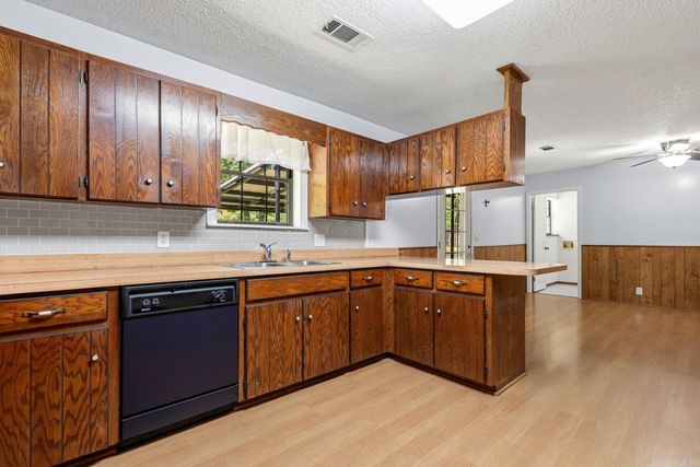 212 Veranda Trail, Pearcy, AR 71964