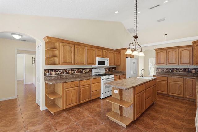 1640 RED DOG ROAD, De Leon Springs, FL 32130