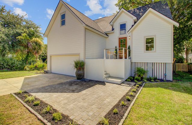 695 Gate Post Drive, Mount Pleasant, SC 29464