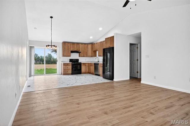 111 Turkey Run Court, Wright City, MO 63390