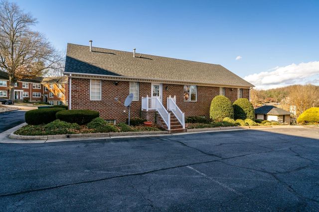 413 N COALTER ST, Staunton, VA 24401