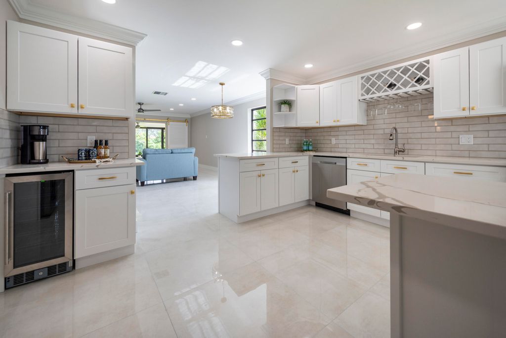 8535 Casa Del Lago H, Boca Raton, FL 33433