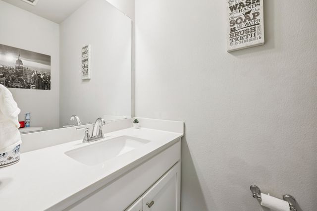 1601 Thunderbird Drive, Fort Worth, TX 76052