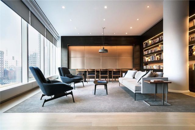 50 West St Apt 15B, New York City, NY 10006