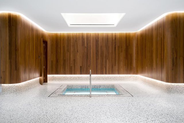 50 West St Apt 15B, New York City, NY 10006