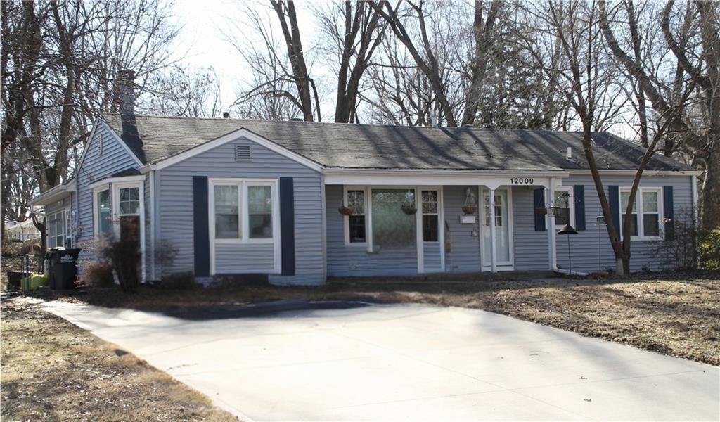 12009 W 60th Place, Shawnee, KS 66216