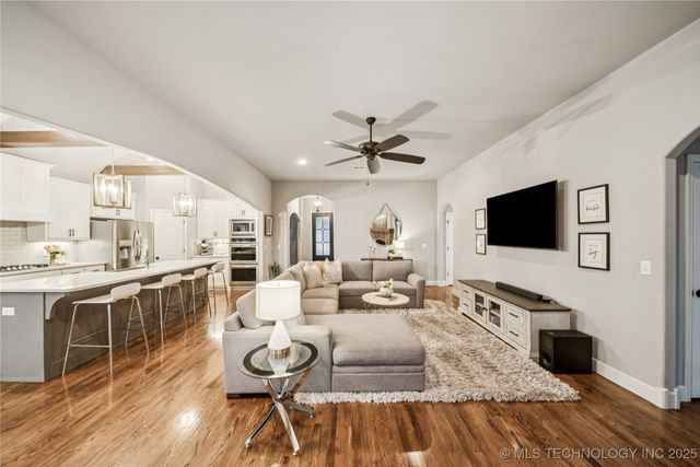 7373 E 124th Street S, Bixby, OK 74008