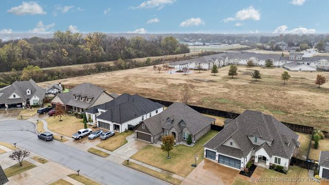 7373 E 124th Street S, Bixby, OK 74008