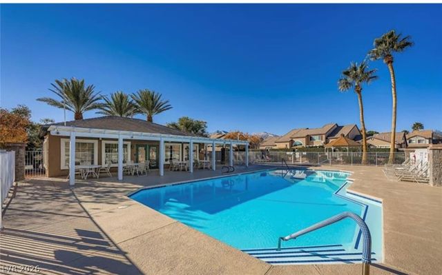 10228 Amber Hue Lane, Las Vegas, NV 89144