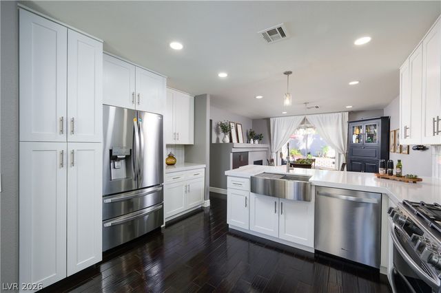 10228 Amber Hue Lane, Las Vegas, NV 89144