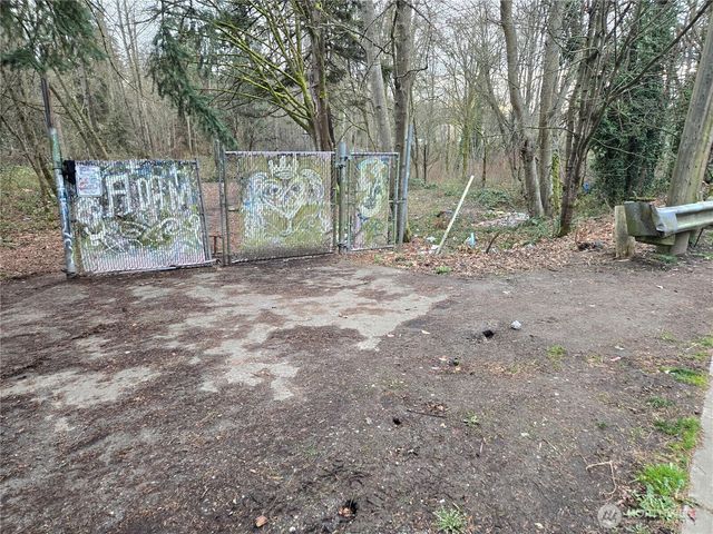 25 xxx S 260th Street, Kent, WA 98032