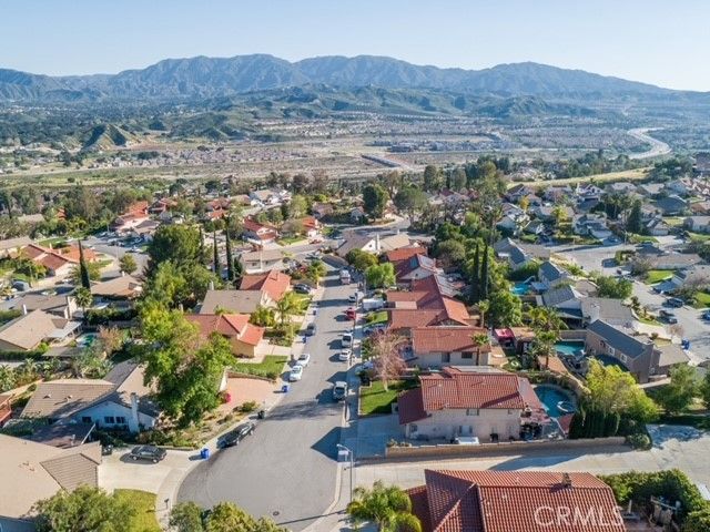28375 Patricia Hill, Canyon Country (santa Clarita), CA 91387