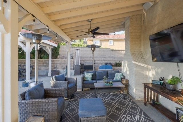 28375 Patricia Hill, Canyon Country (santa Clarita), CA 91387