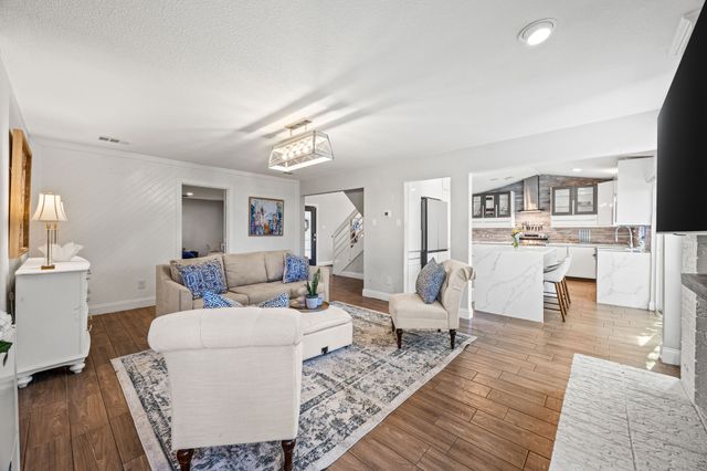 12935 Chandler Drive, Dallas, TX 75243